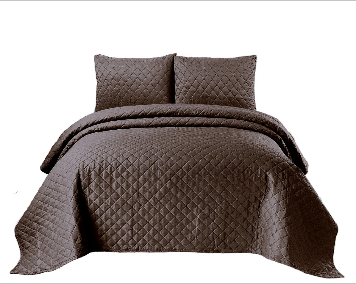 Quilted Emboss Bedspread Comforter - 3 Piece Bed Set - Chocolate